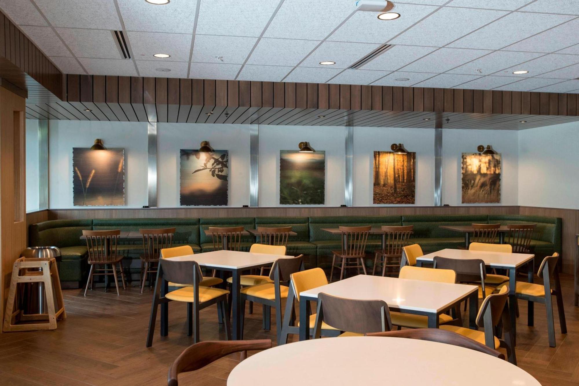 Fairfield Inn & Suites By Marriott Philadelphia Valley Forge/Great Valley Berwyn Zewnętrze zdjęcie
